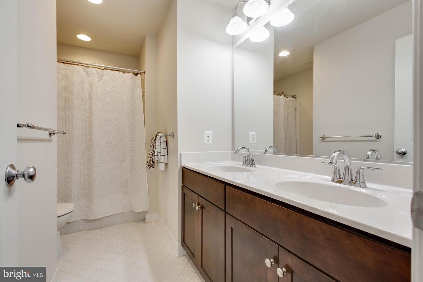 4396 Shamrock Drive photo 44
