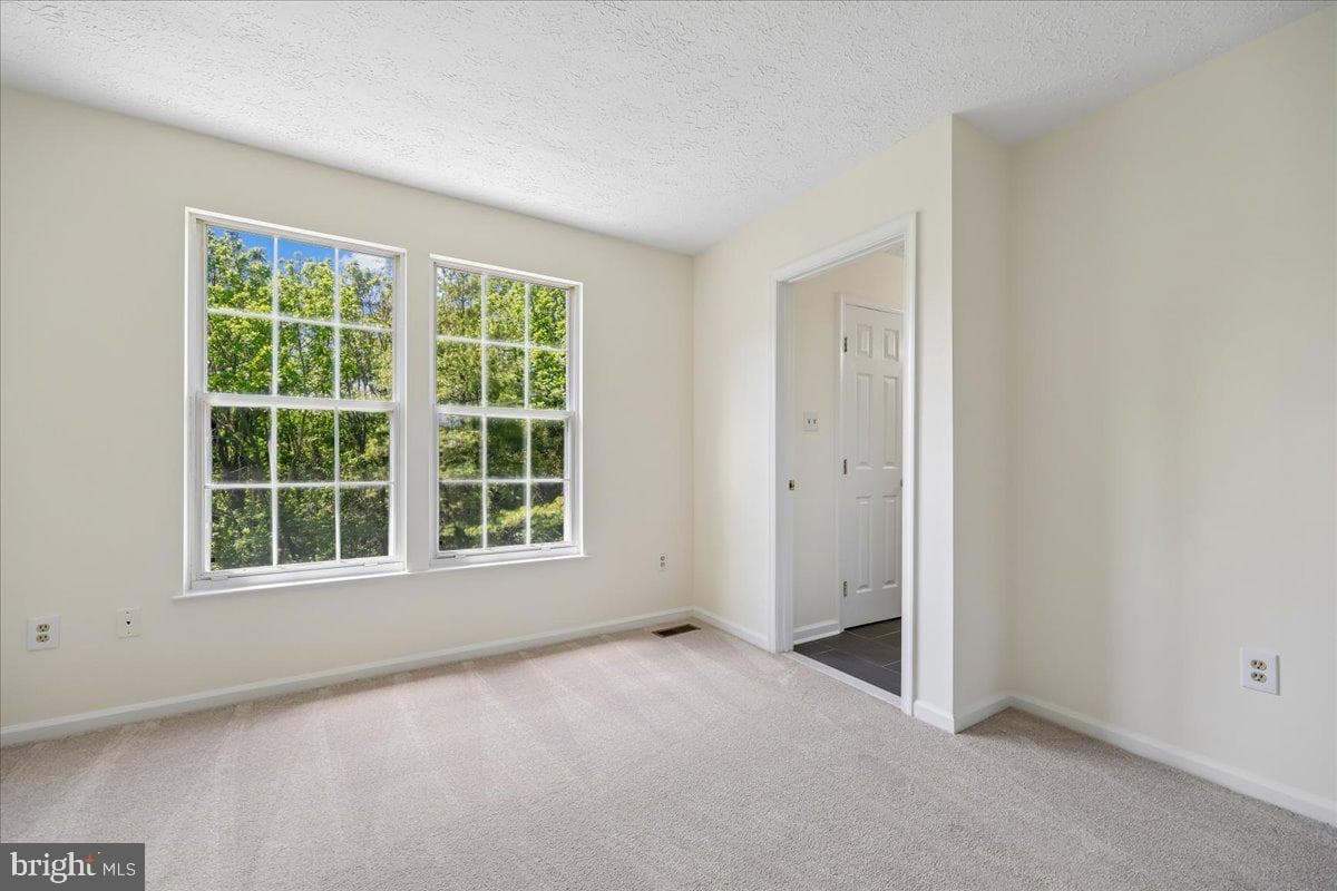 5481 Prince William Court photo 28