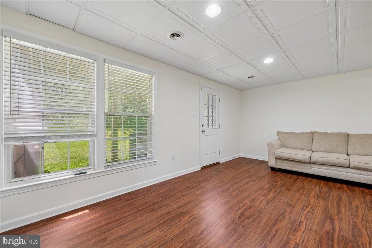 5481 Prince William Court photo 38