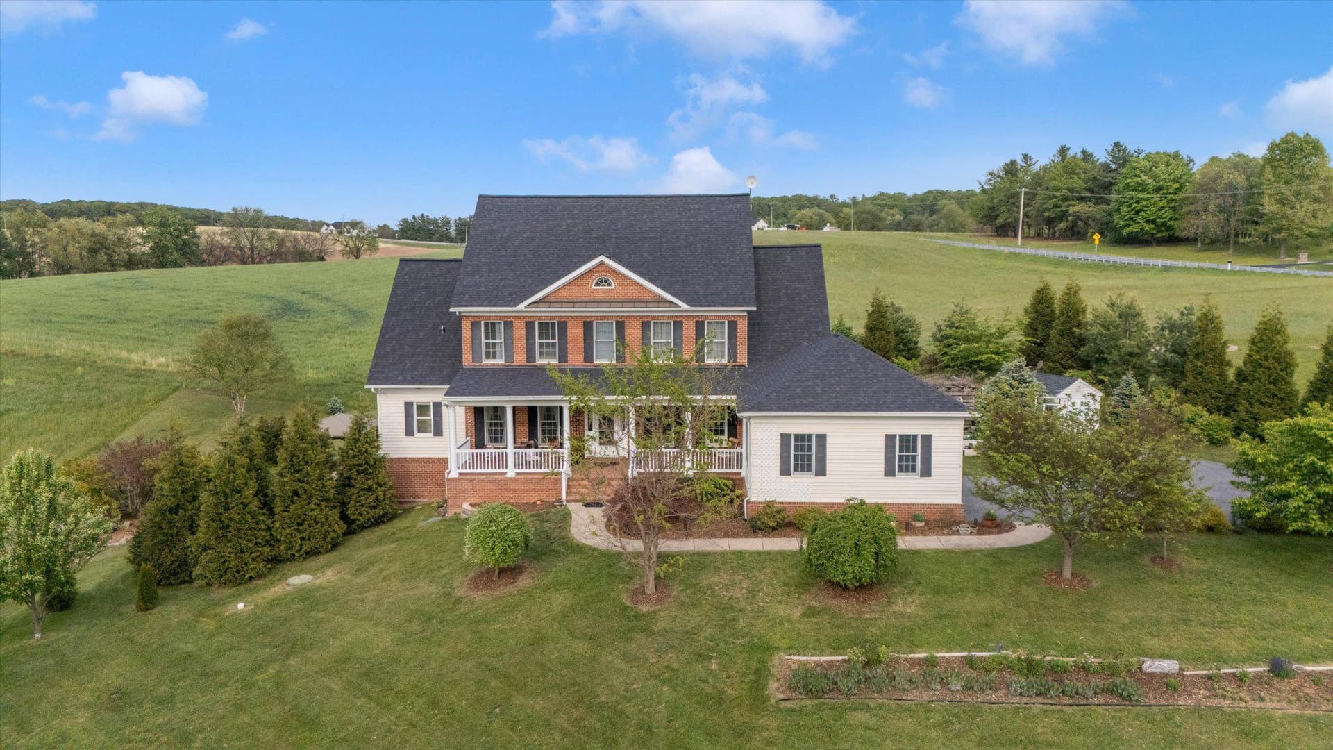 14746 New Windsor Road photo 60