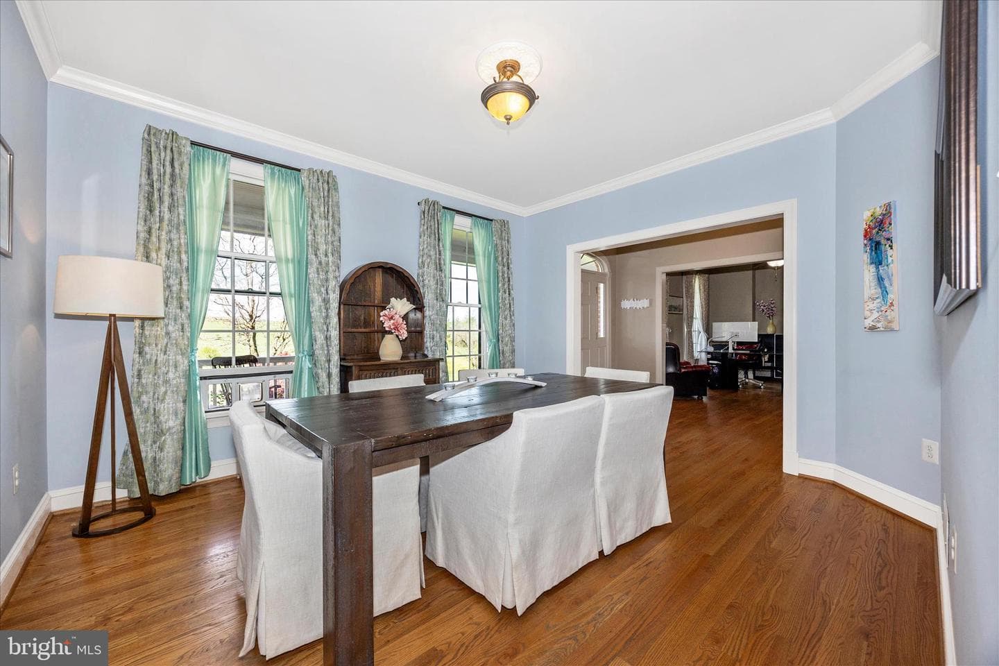 14746 New Windsor Road photo 8