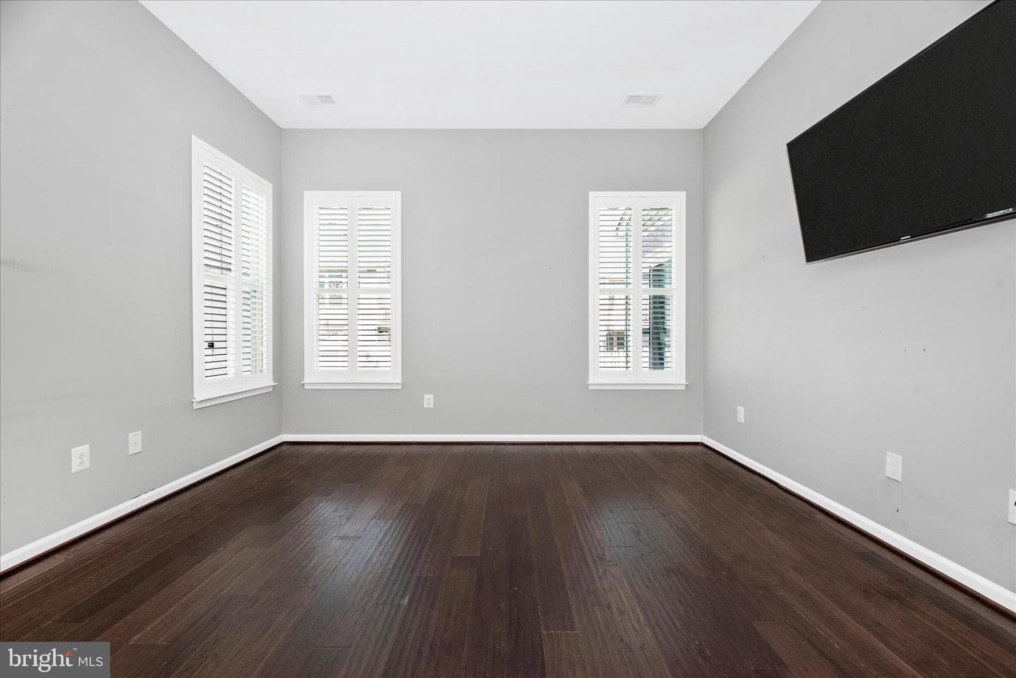 1276 Drydock Street photo 27