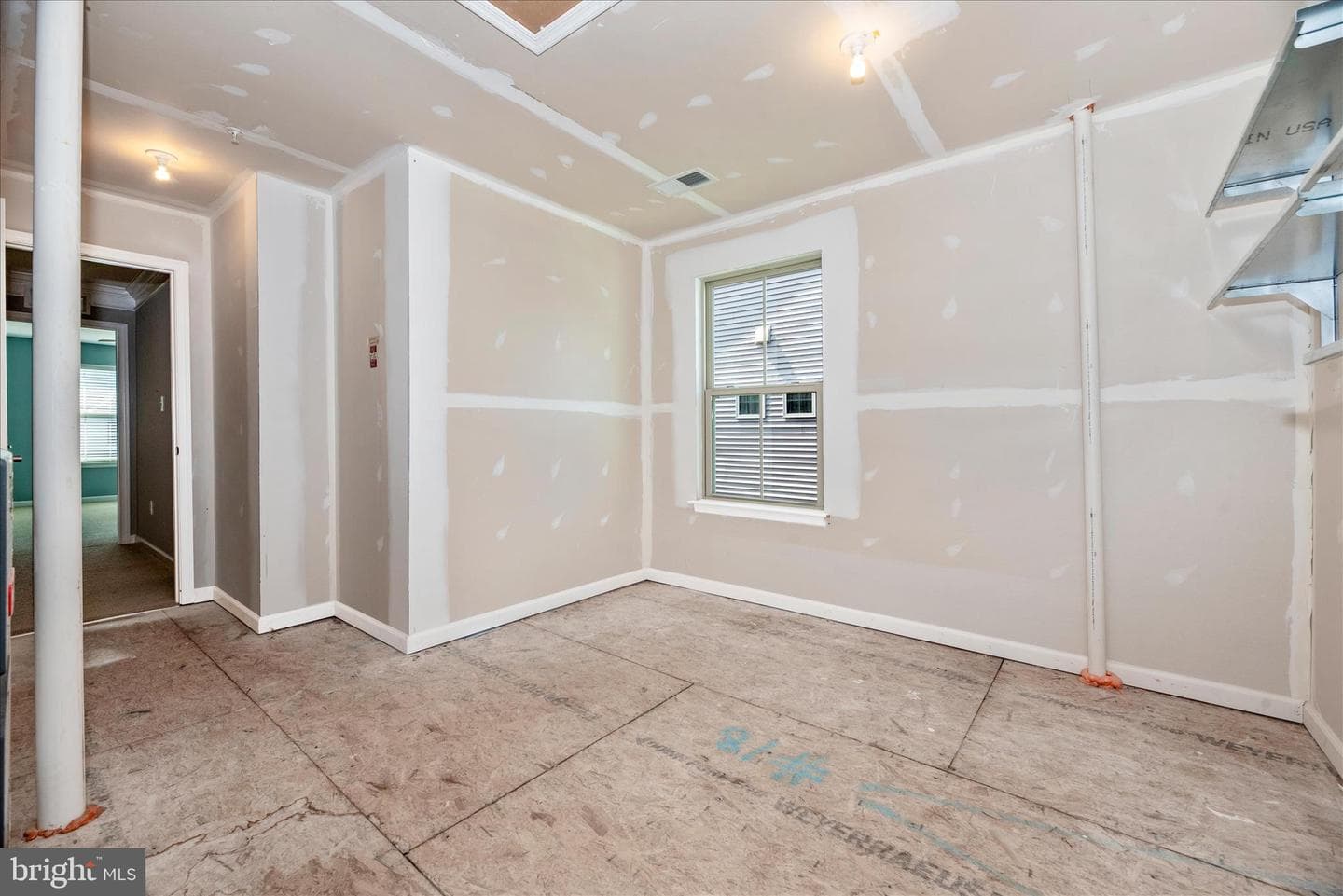 1276 Drydock Street photo 43