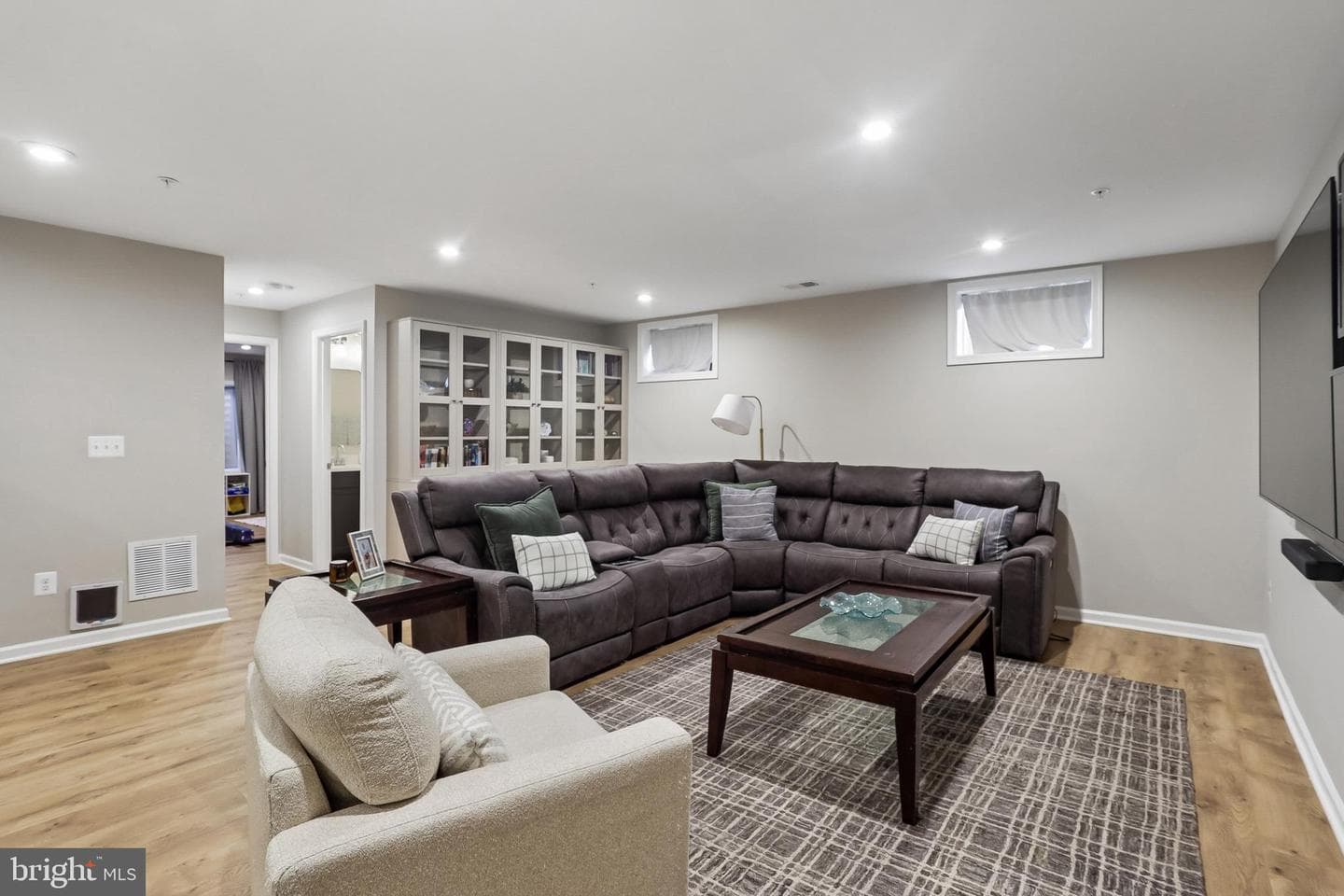 1109 Saxton Drive photo 35