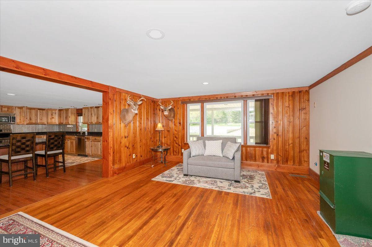 7010 Old Pryor Road photo 8