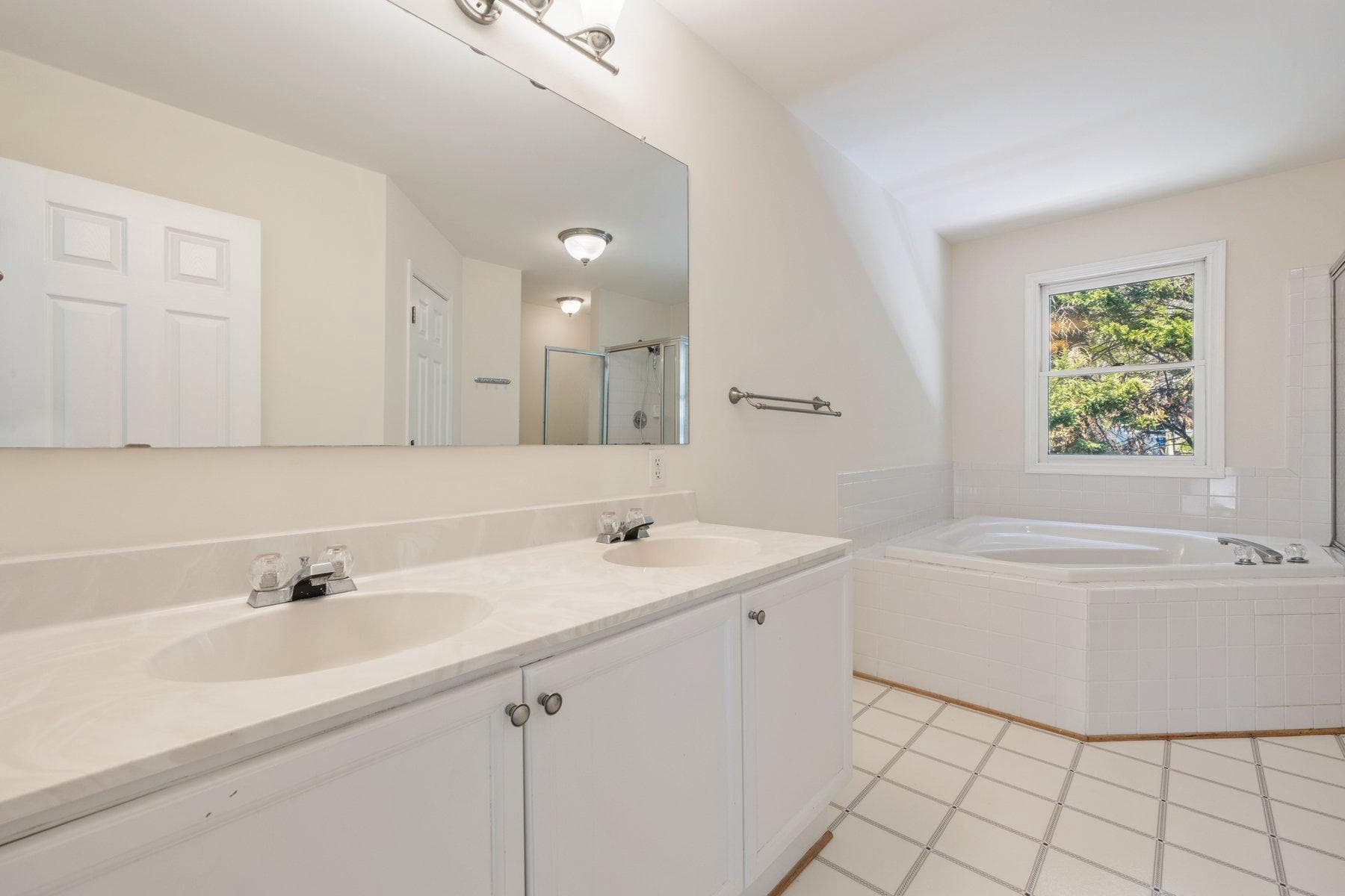 6934 Meadowlake Road photo 23