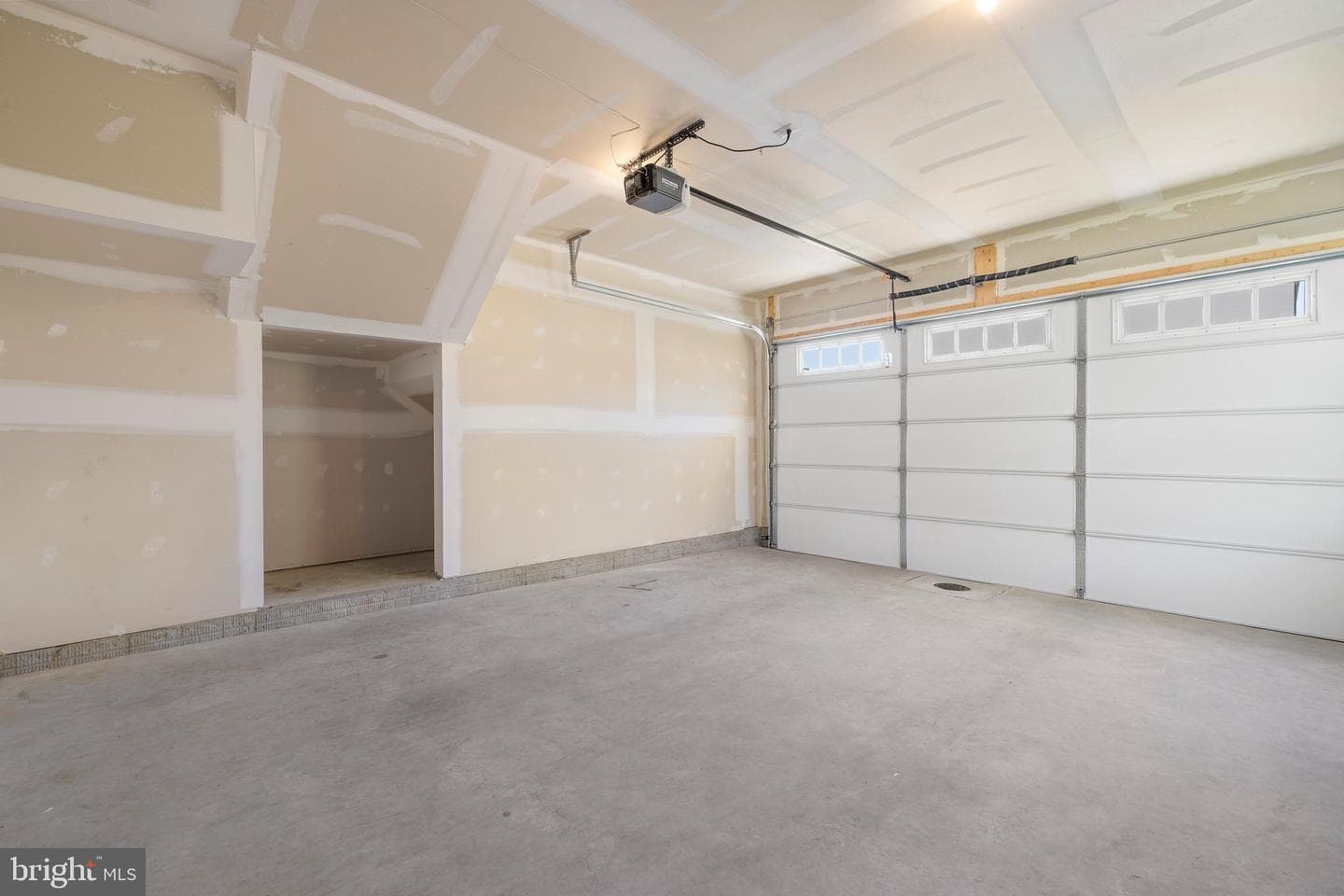 2132 Peace Lily Ln photo 32