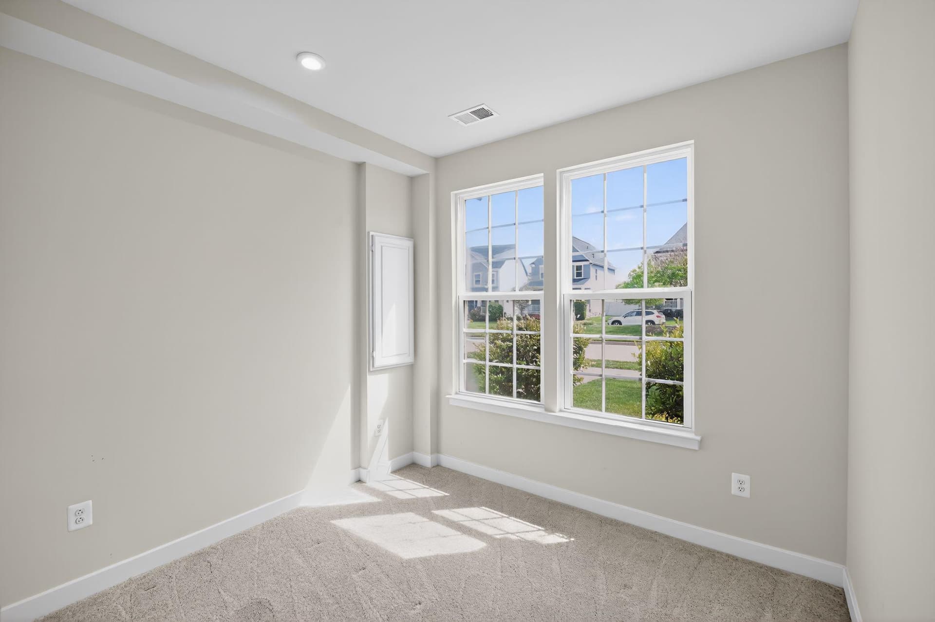 6638 Ballenger Run Boulevard photo 13