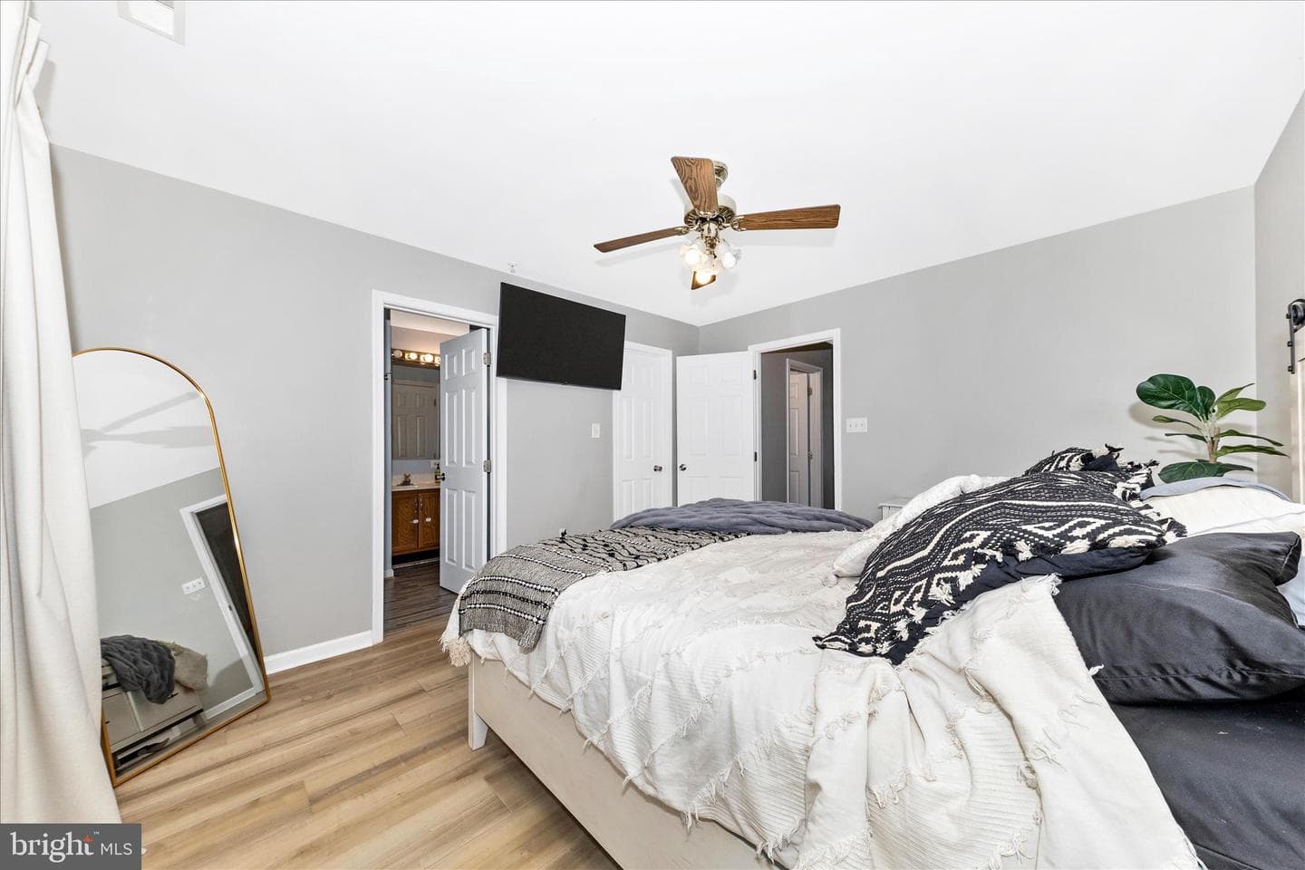 6107 Pine Ridge Terrace photo 19