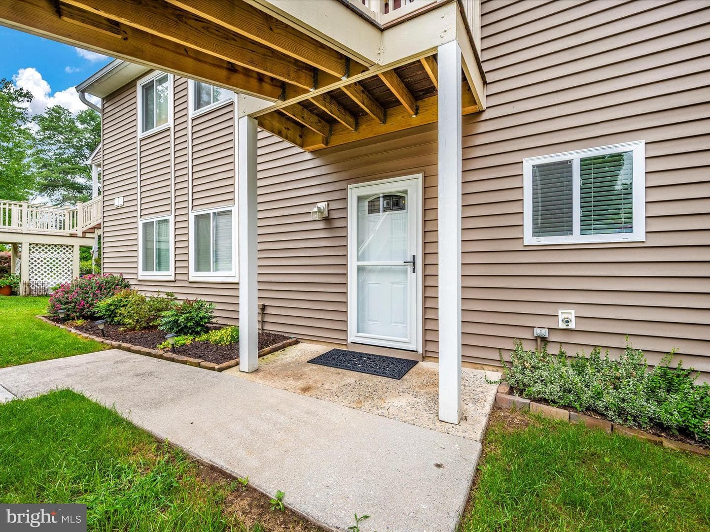 10251 White Pelican Way #103b photo 2