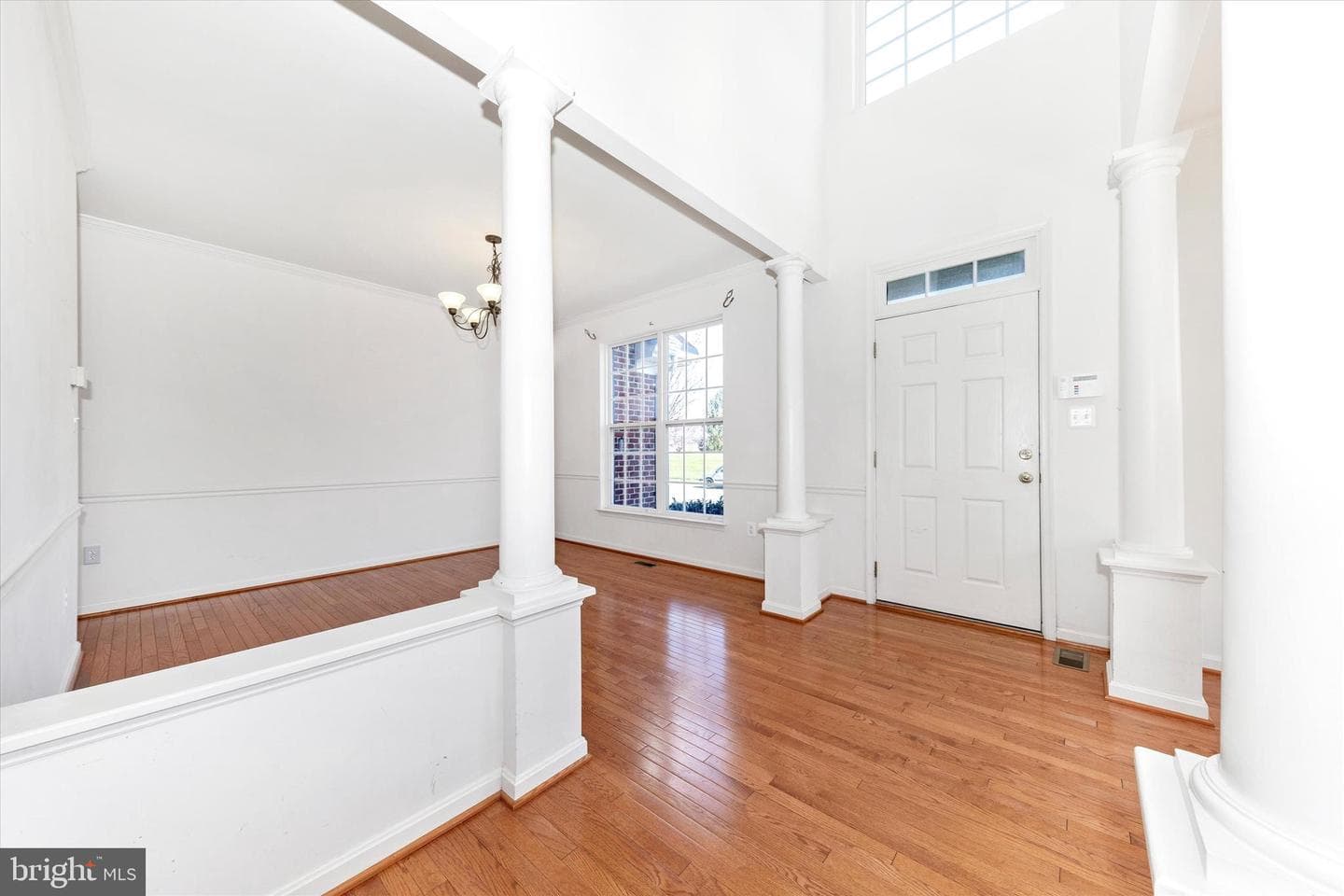 100 Sunlight Drive photo 3