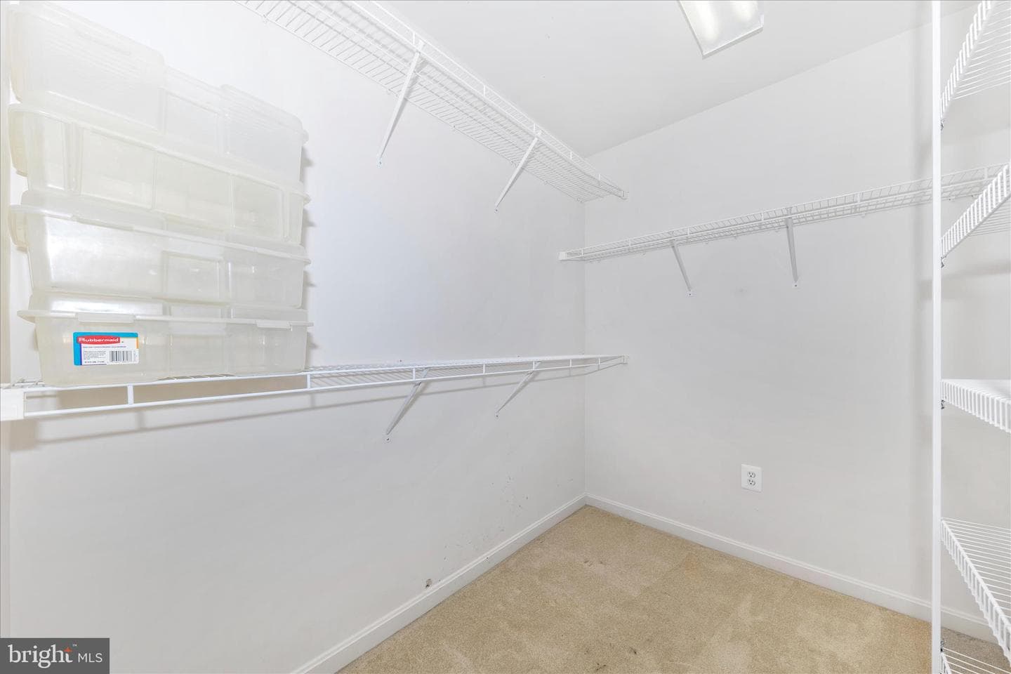 100 Sunlight Drive photo 59