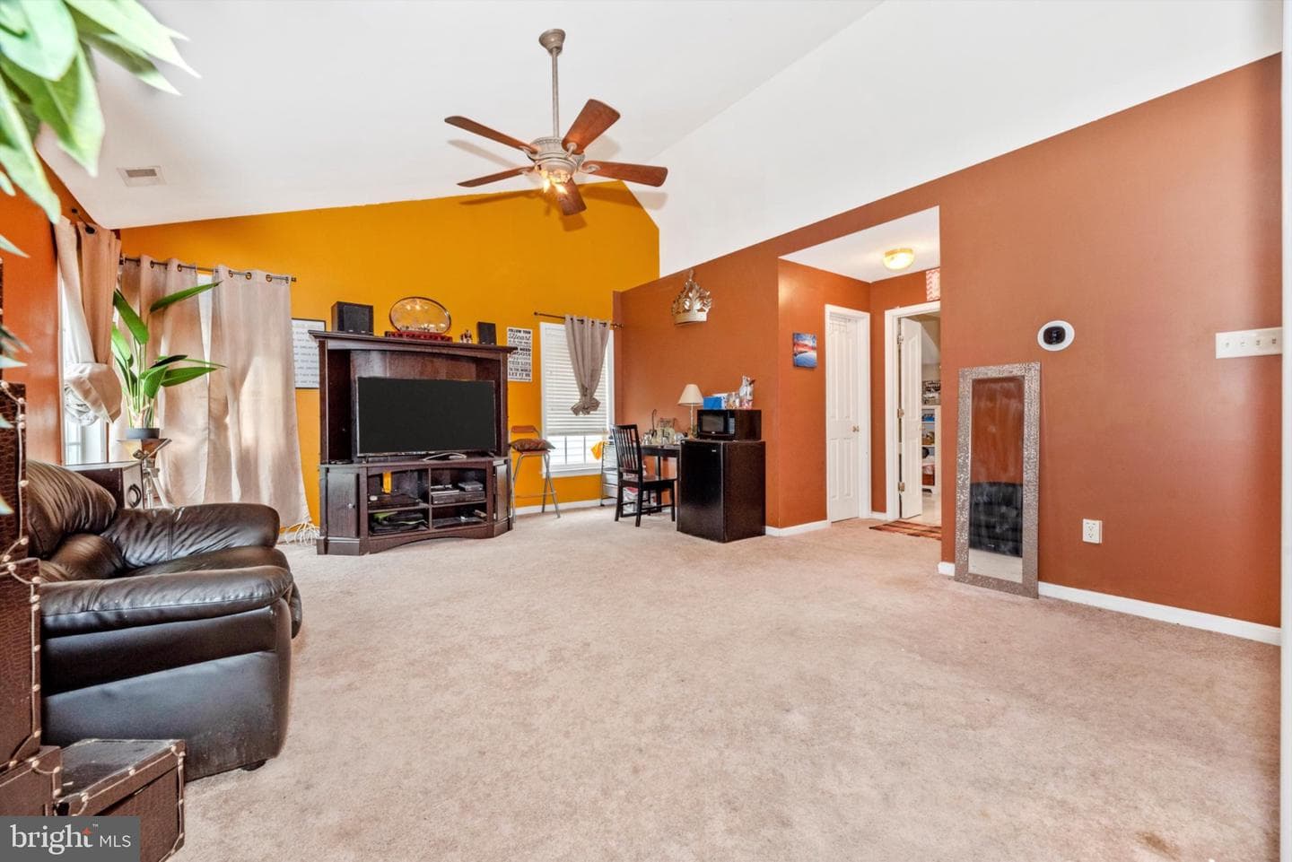 5816 Drexal Avenue photo 25