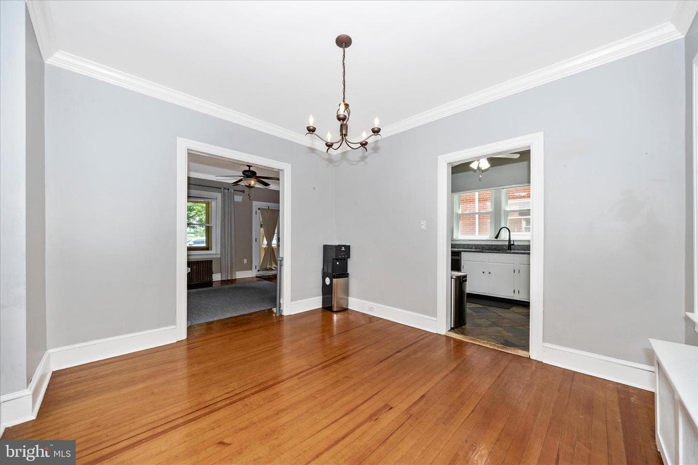 209 Monroe Avenue photo 10