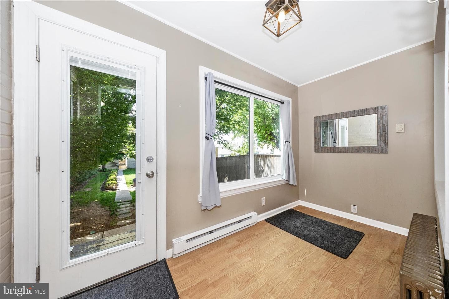 209 Monroe Avenue photo 16