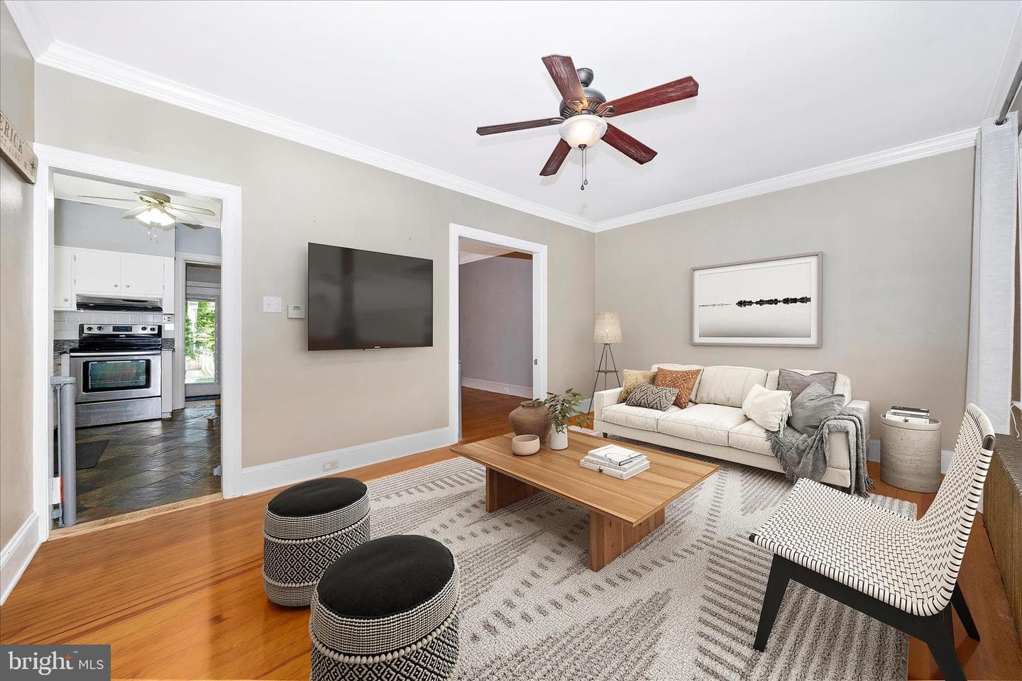209 Monroe Avenue photo 3
