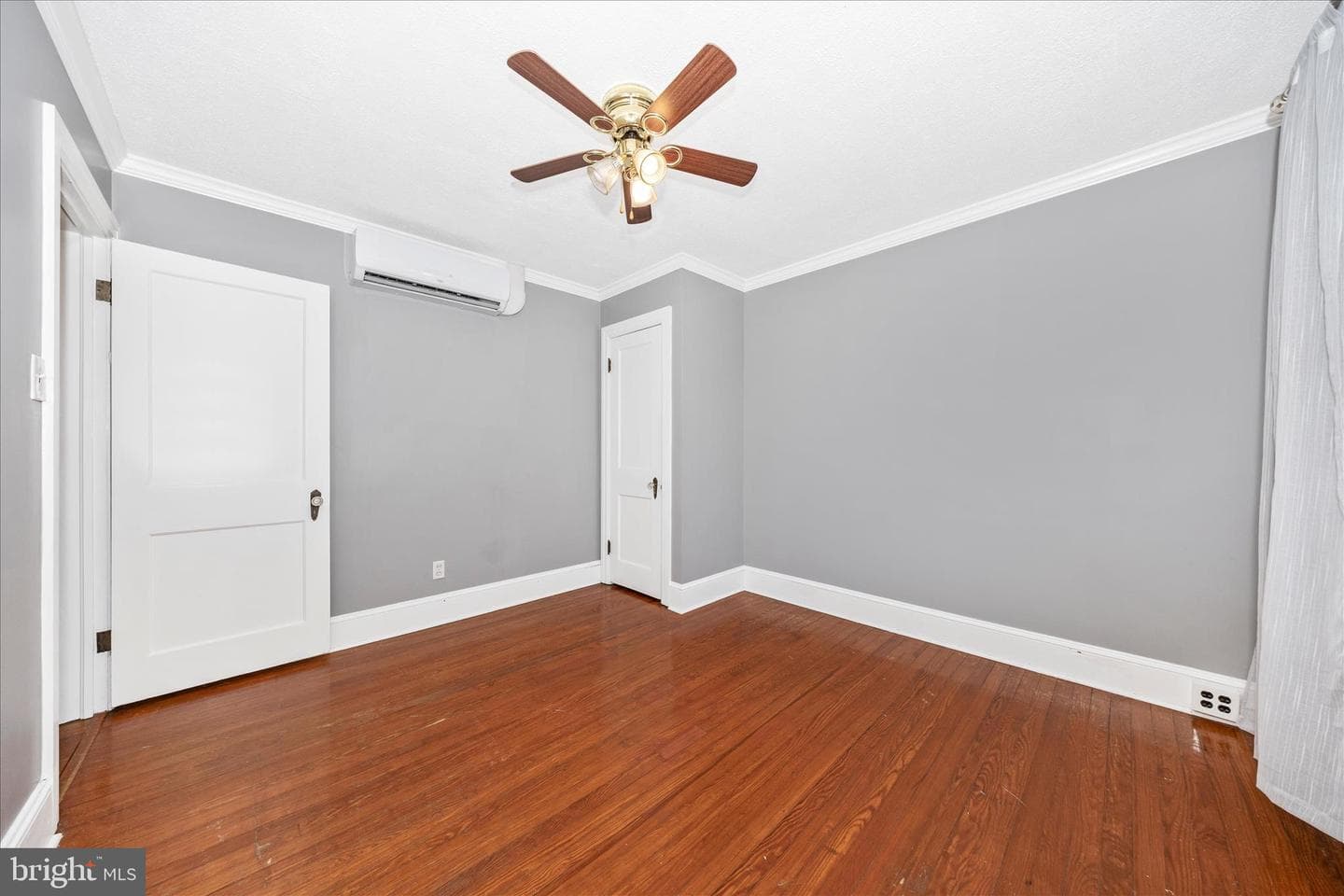 209 Monroe Avenue photo 32