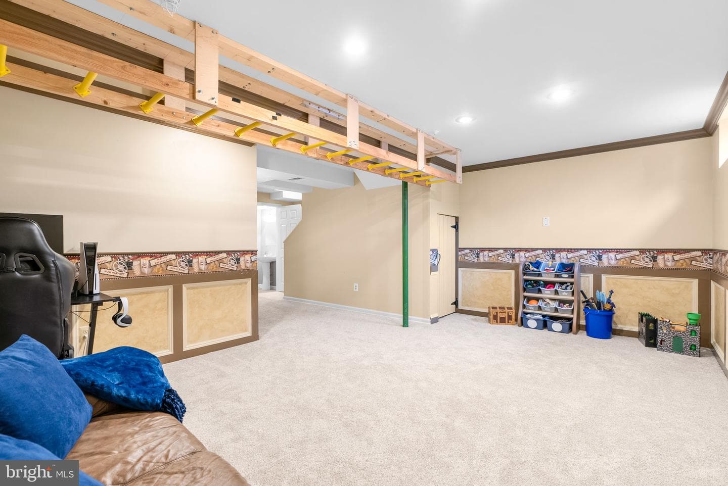 5609 Queen Anne Court photo 18