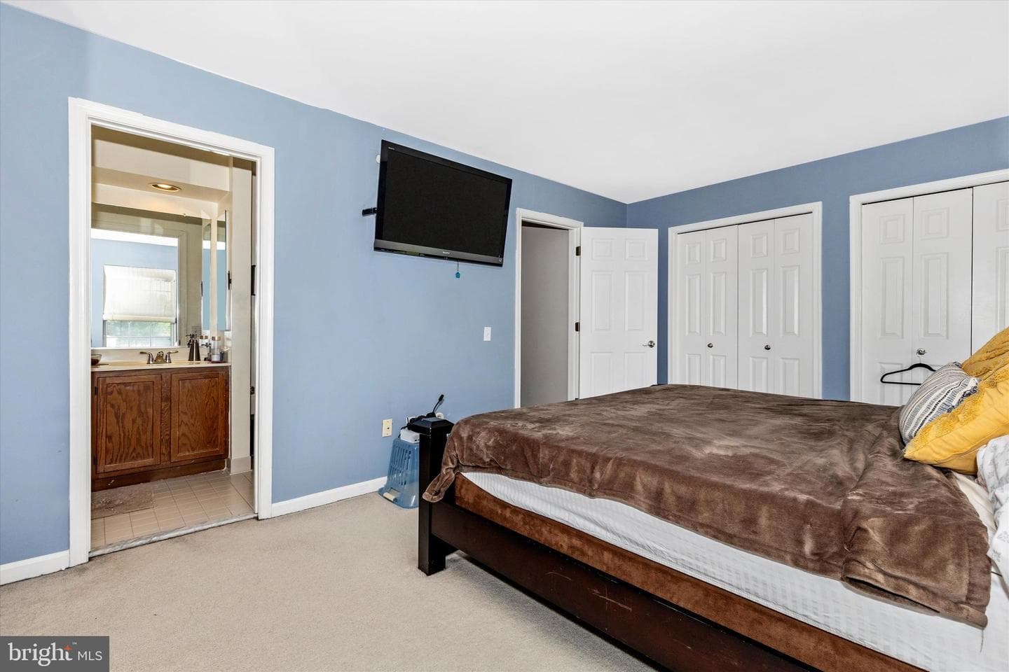 7083 Gresham Court W photo 17
