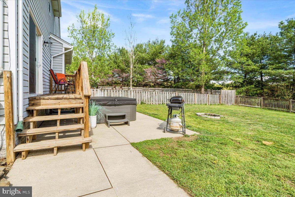 18 Robindale Drive photo 30