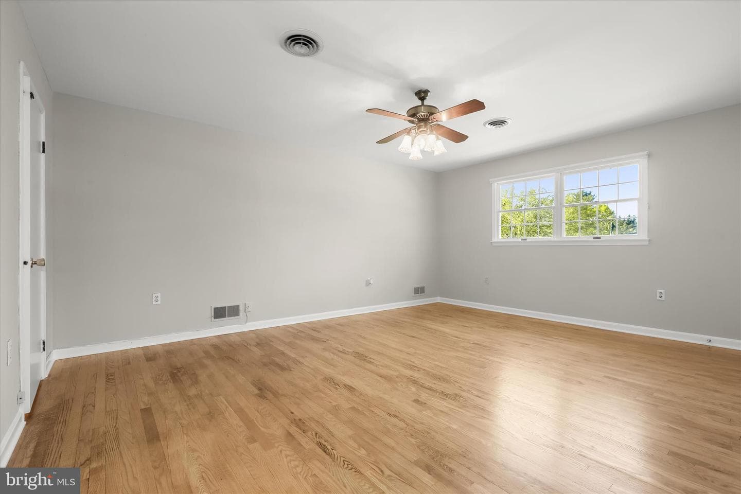 8208 Glendale Drive photo 31