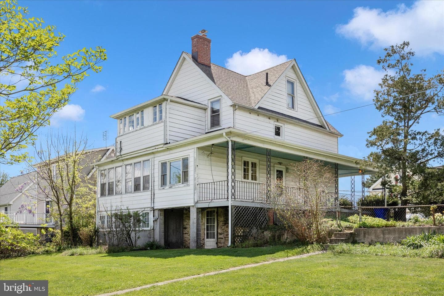 6645 Jefferson Boulevard photo 2