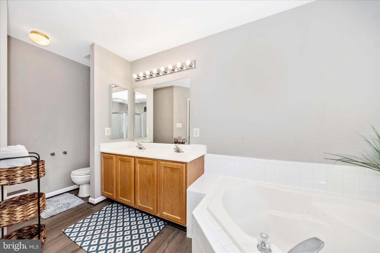6631 Mcgrath Place photo 13