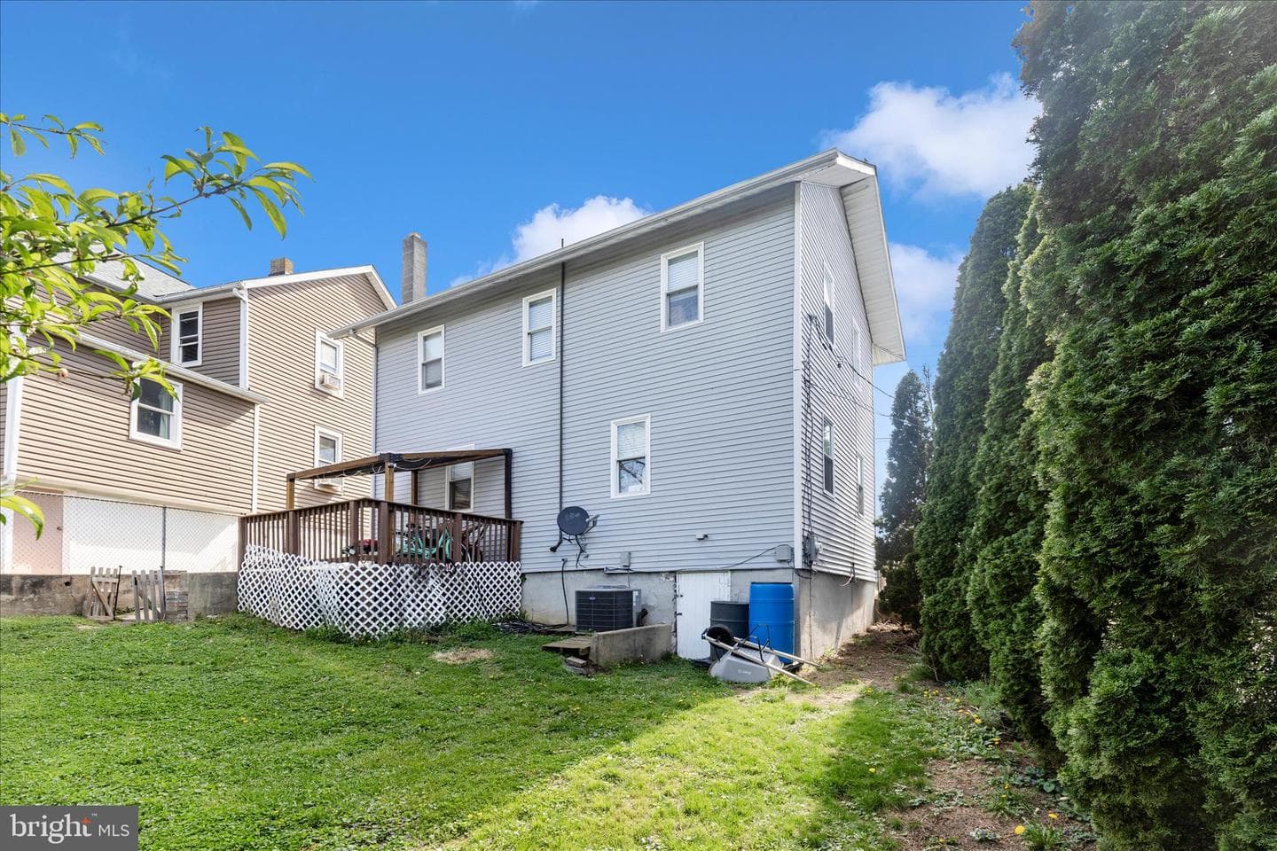 201 N Maple Avenue photo 17