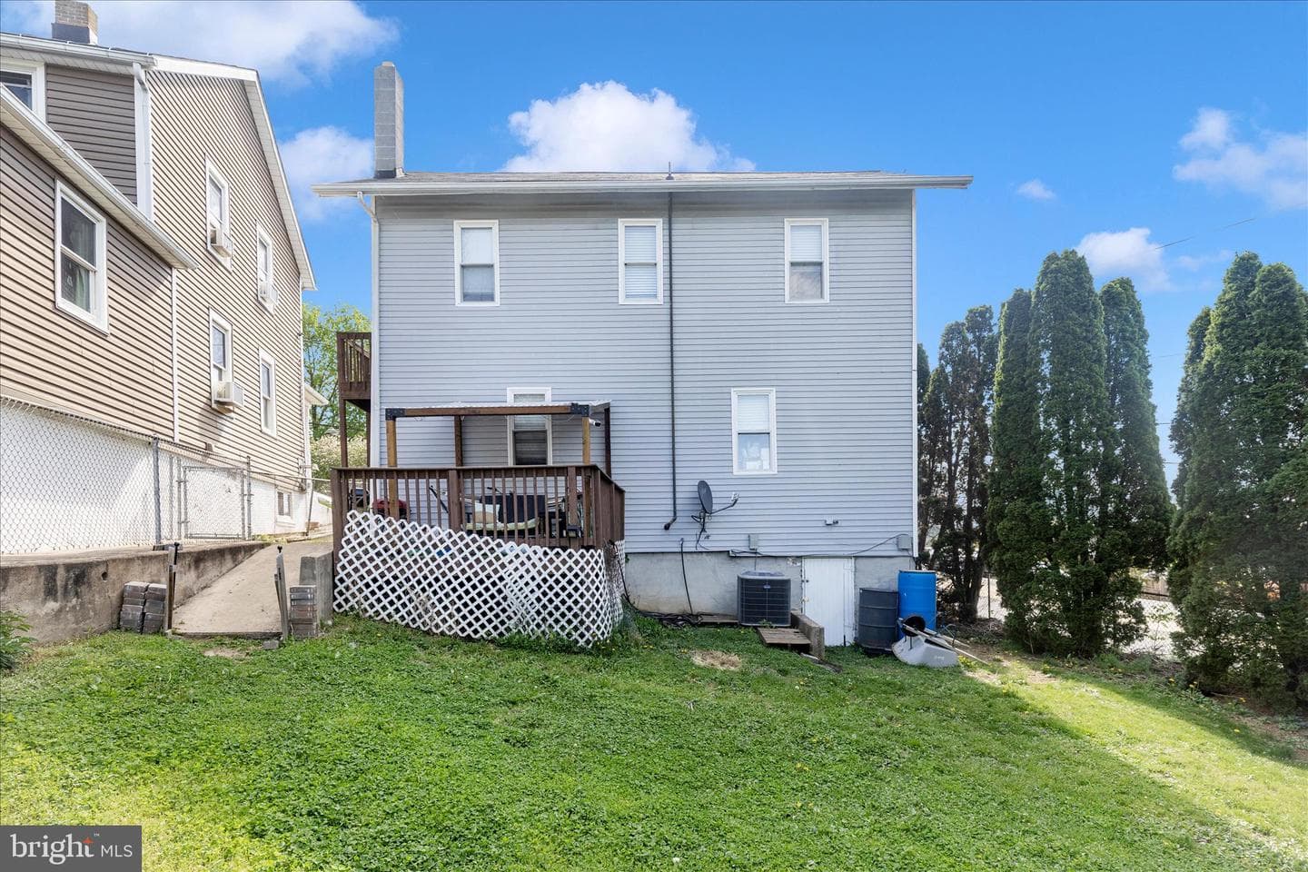 201 N Maple Avenue photo 18