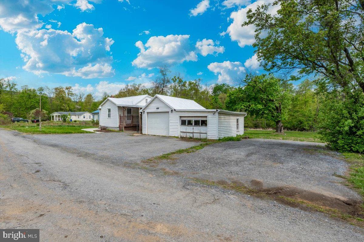 13035 Brice Road photo 22