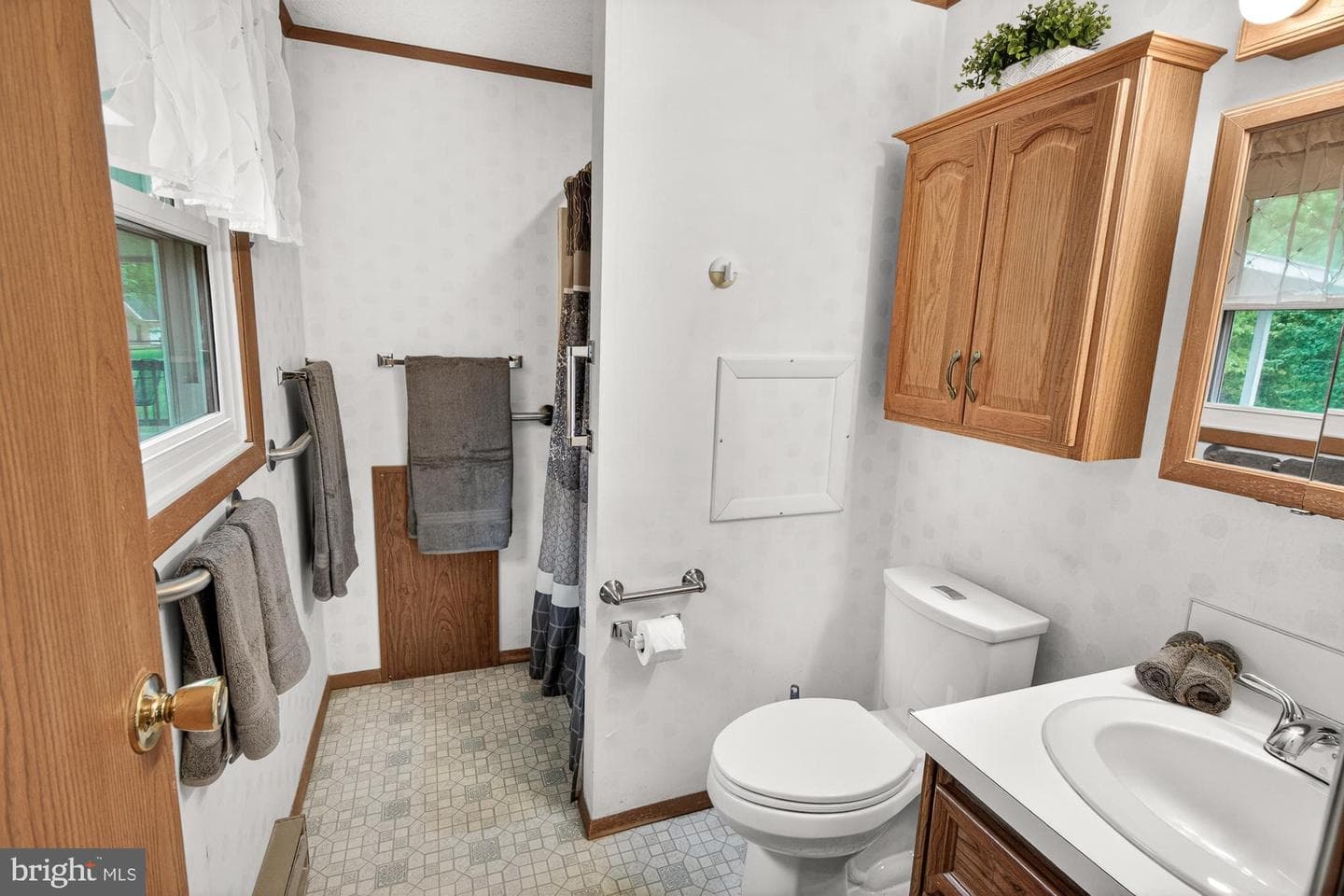 5601 Woodville Road photo 25