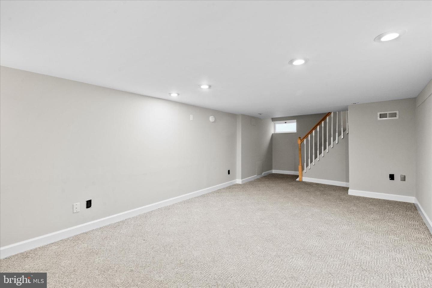 218 N Delaware Avenue photo 36
