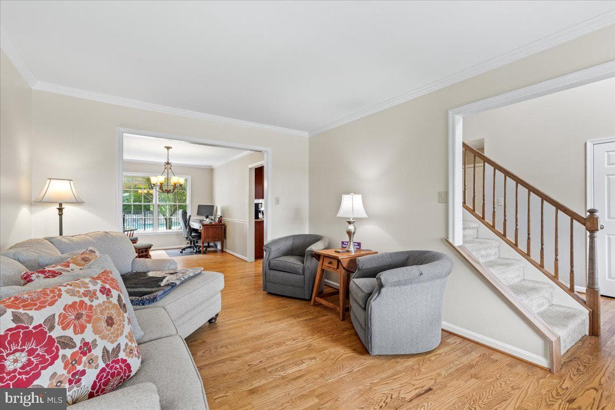 4706 Hardwood Court photo 16