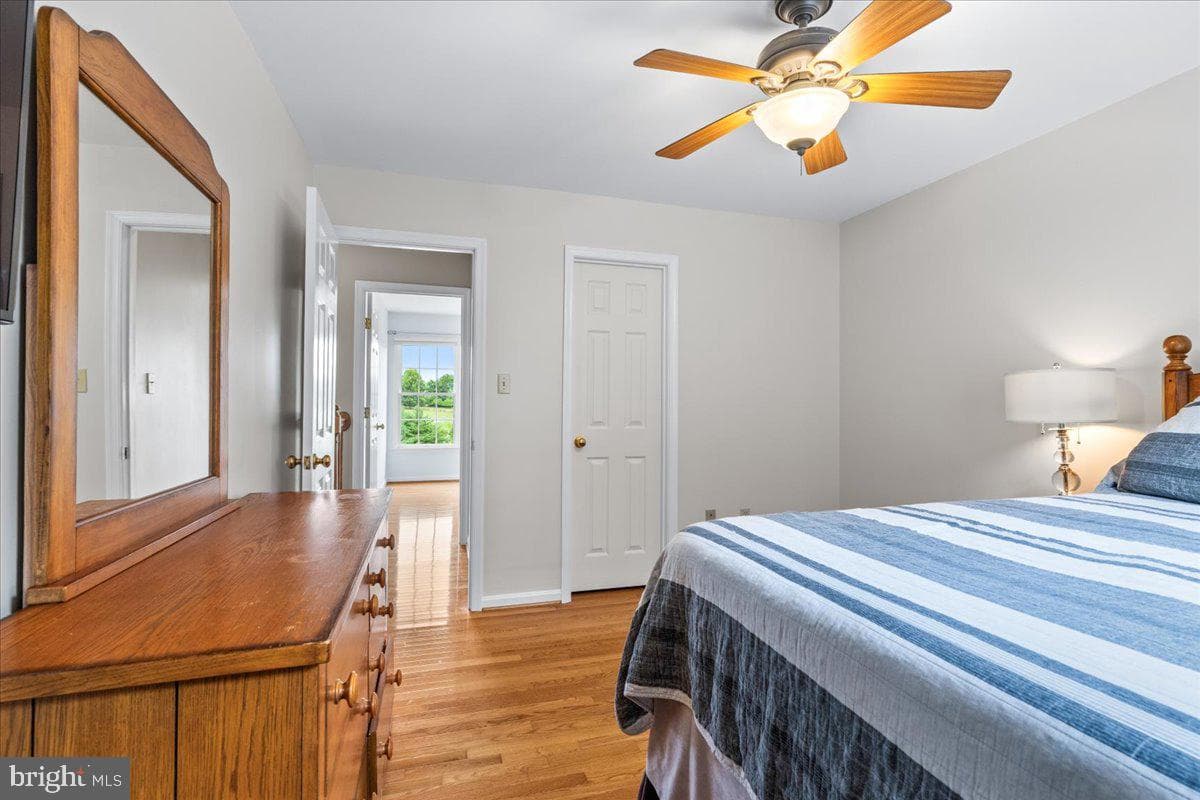 4706 Hardwood Court photo 44