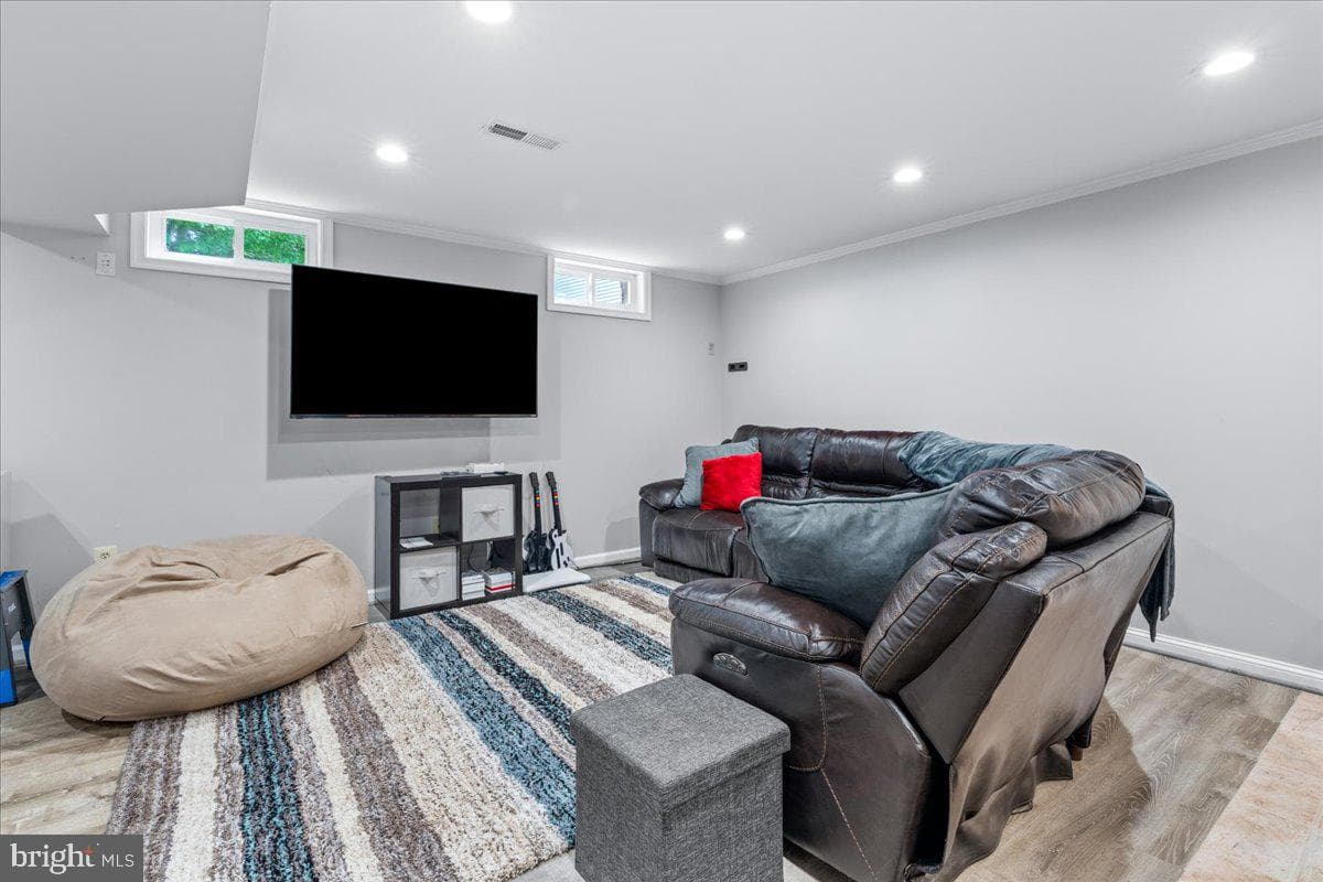 4706 Hardwood Court photo 52