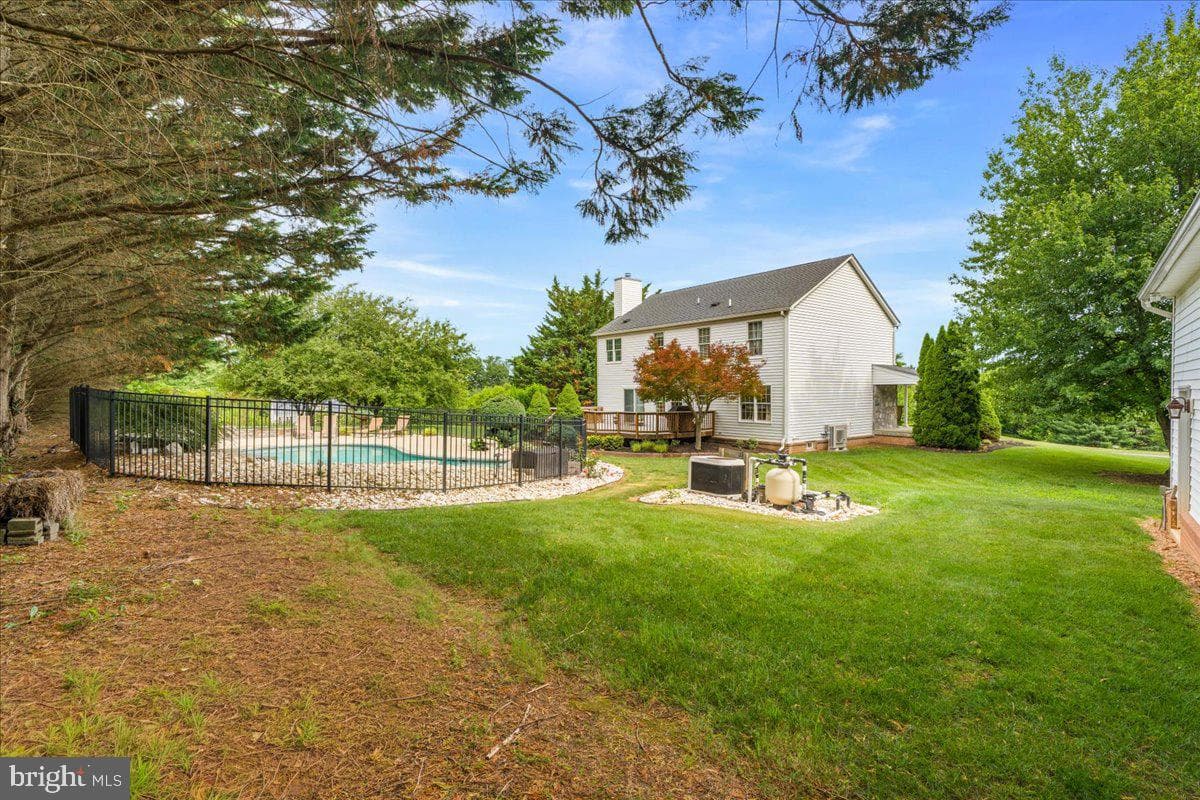 4706 Hardwood Court photo 63