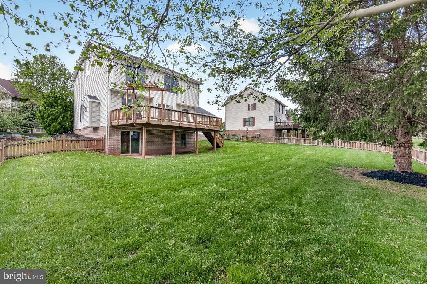 2094 E Greenleaf Drive photo 37