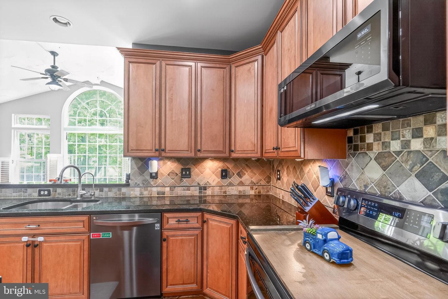 6355 Bannister Drive photo 26