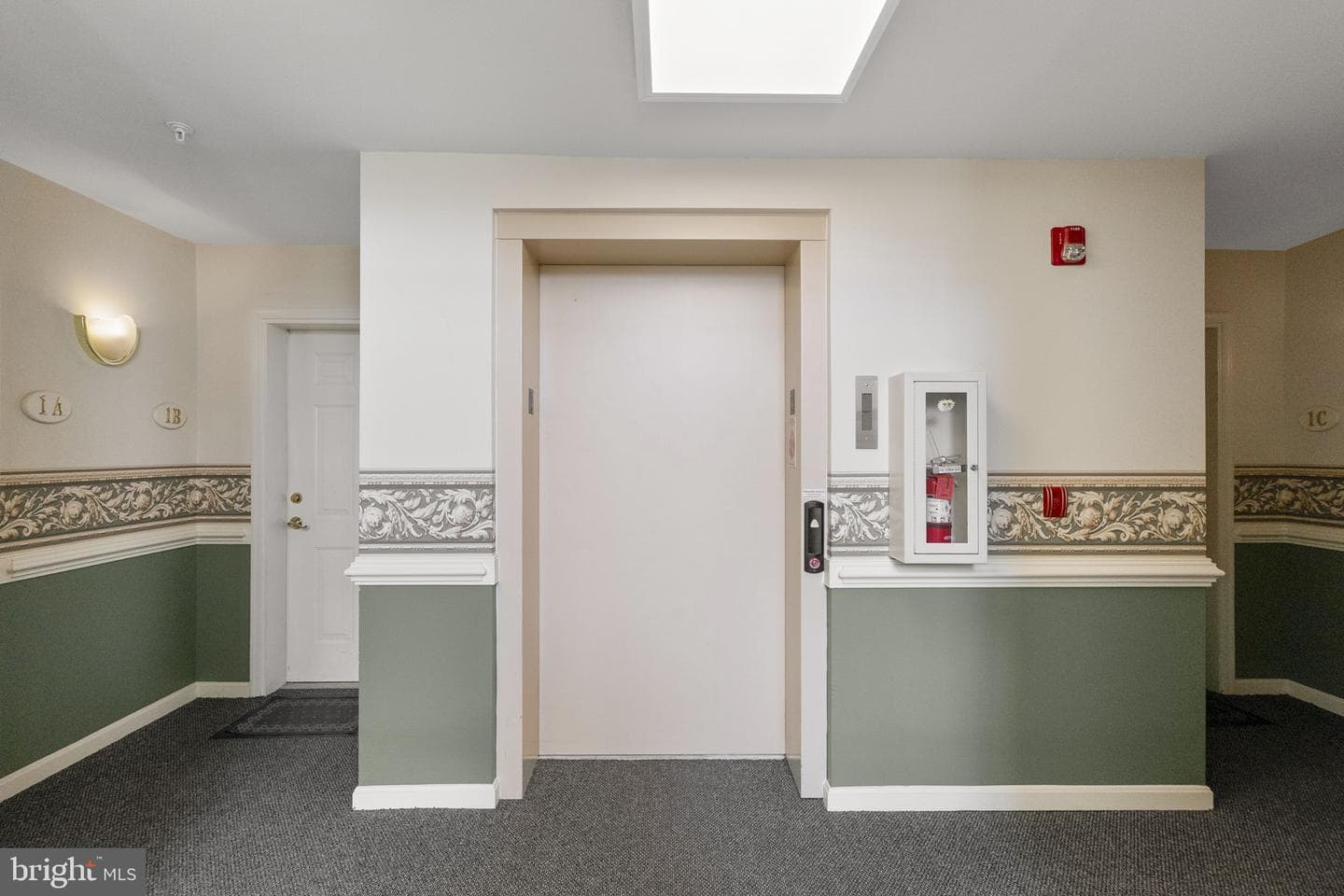 593 Cawley Drive #3a photo 5