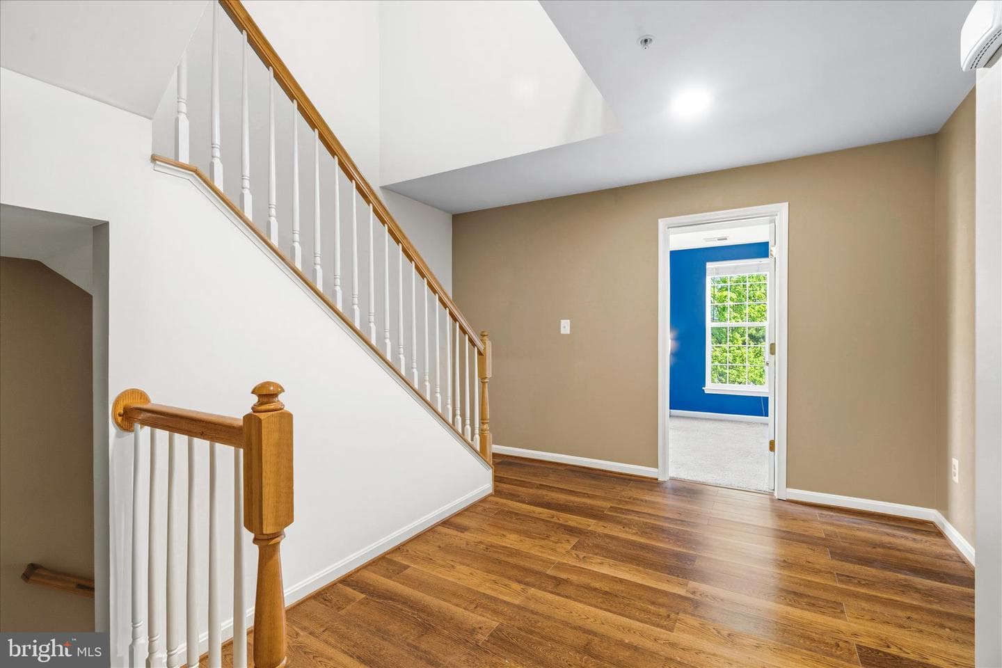 110 Featherstone Place photo 13