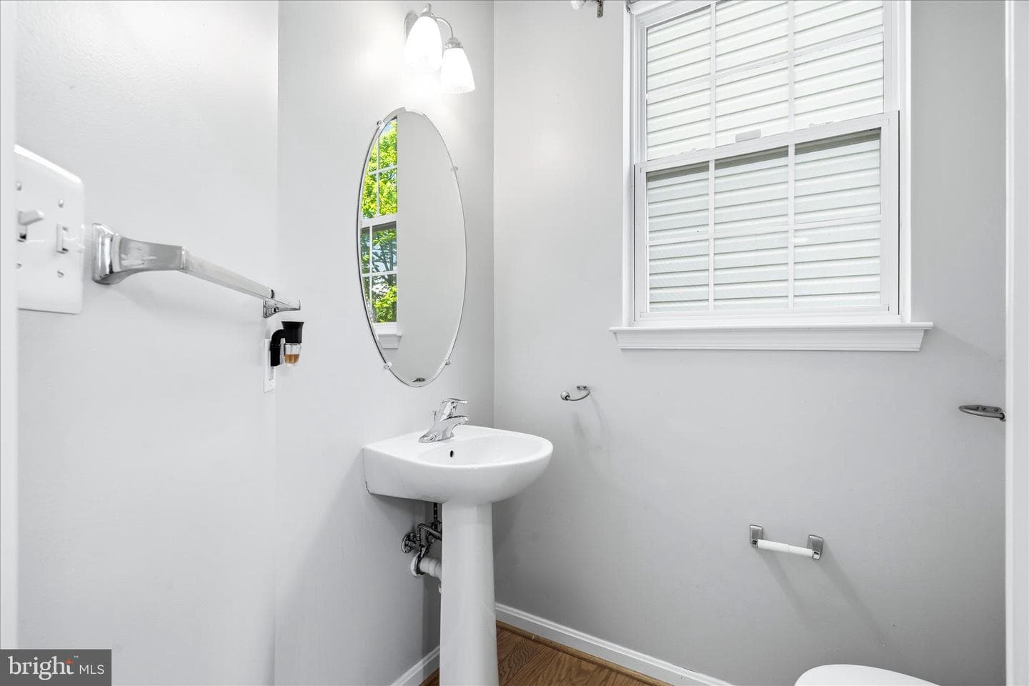 110 Featherstone Place photo 14