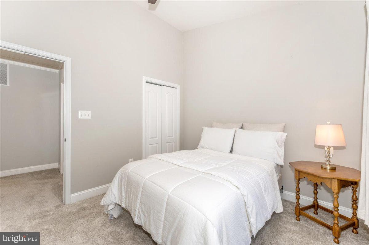 10214 Nuthatch Drive photo 34