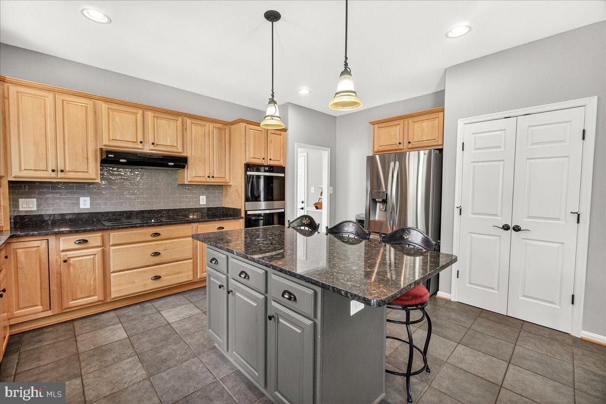 4813 Timber photo 22