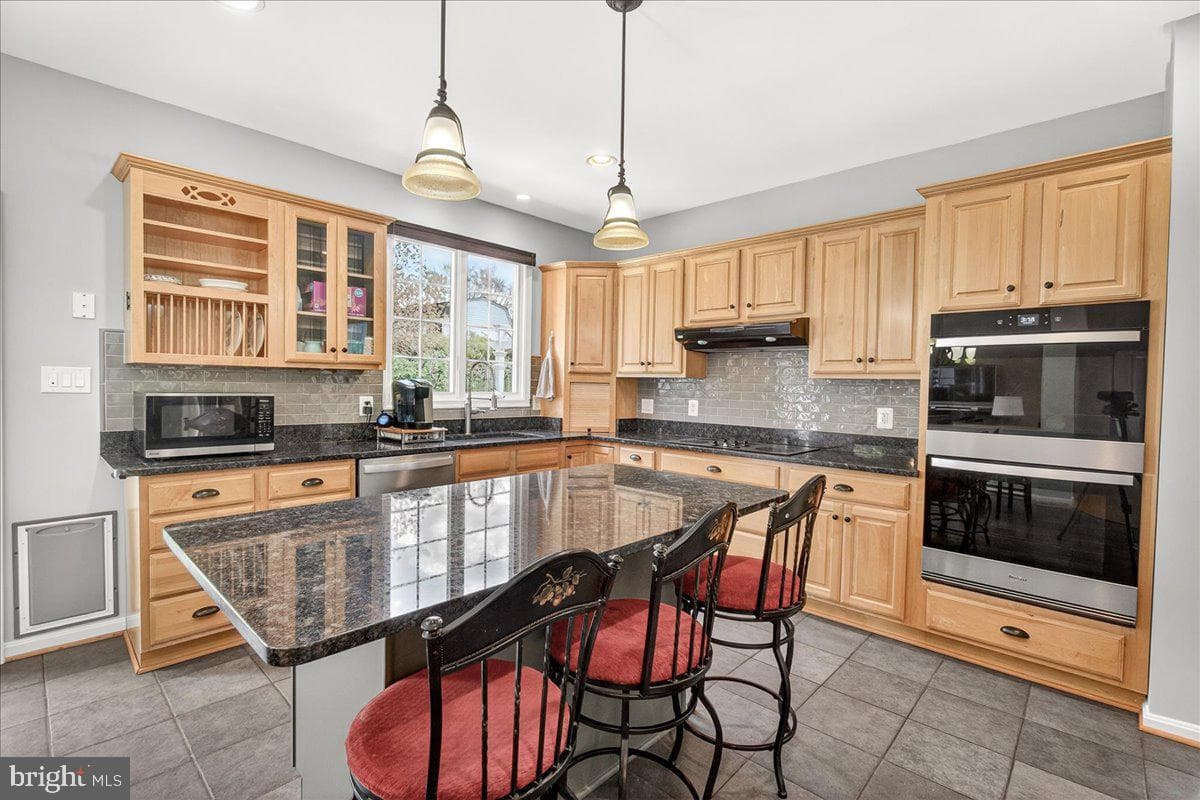 4813 Timber photo 23