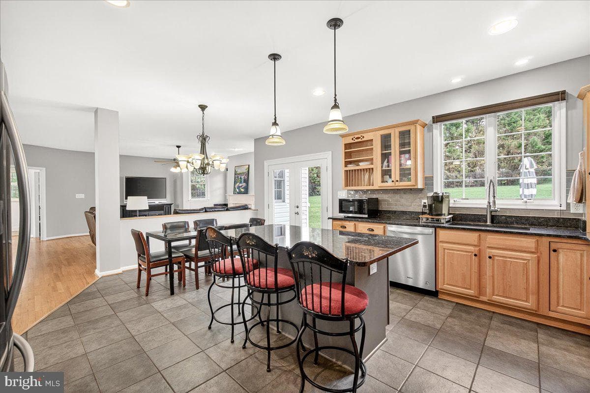 4813 Timber photo 24