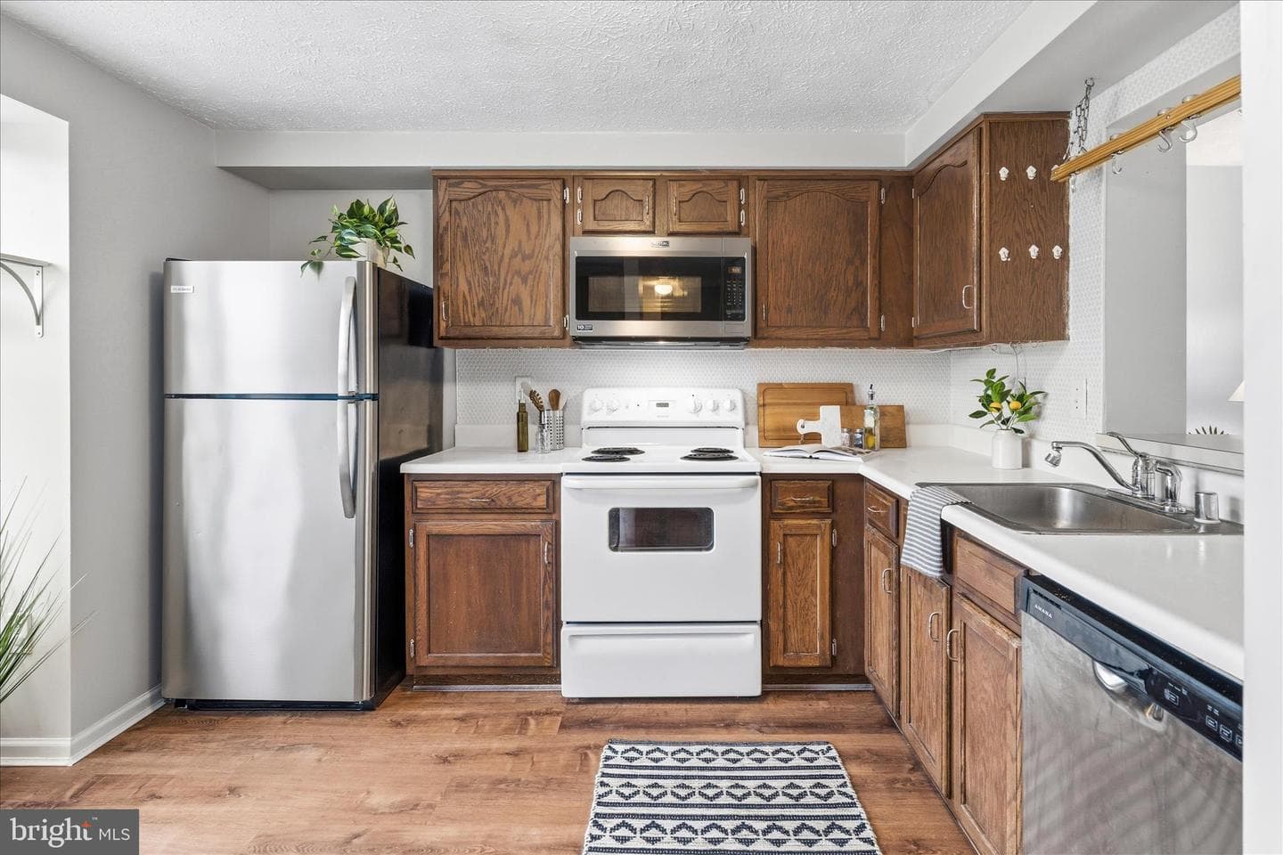 519 Beebe Court photo 8