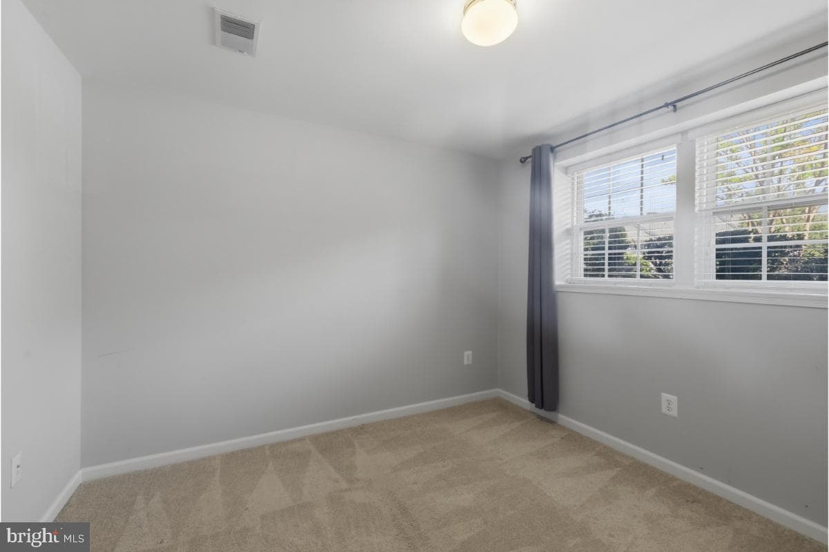 502 Stone Springs Lane photo 32