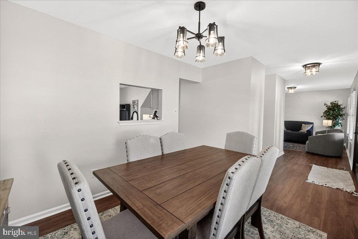 98 Pleasonton Court photo 10