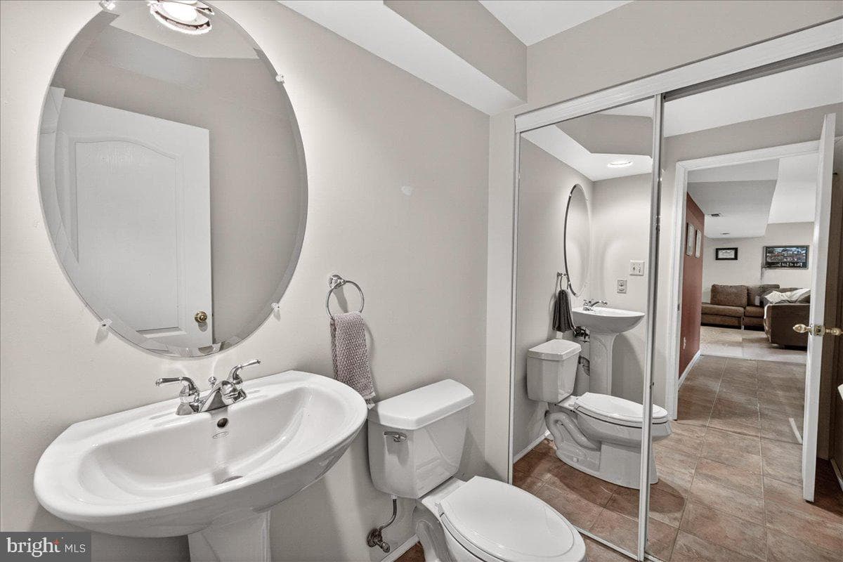 98 Pleasonton Court photo 27