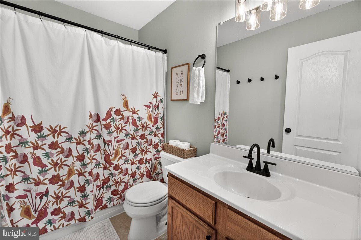 98 Pleasonton Court photo 31